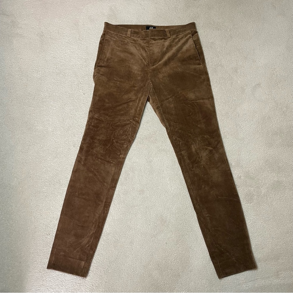 H&M Men's Corduroy Pants in Deep Brown